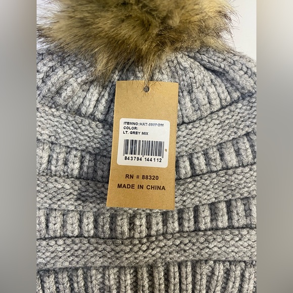 Brand New Women’s CC Winter Hat with Pouf - Picture 3 of 4